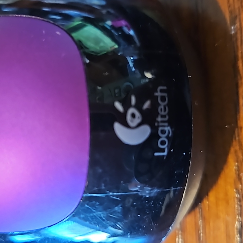 Logitech M325 Wireless Mouse - Picture 2 of 5